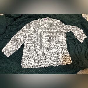 Truly Poppy Korra Scallop Edge 3/4 Sleeve Blouse